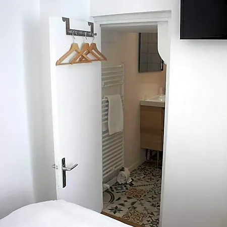 Albert'house Ξενοδοχείο με διαμερίσματα 3*