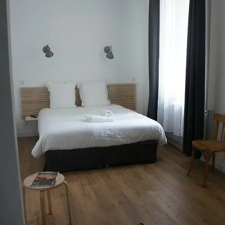Albert'house Ξενοδοχείο με διαμερίσματα 3*