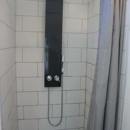 Albert'house Aparthotel 3*