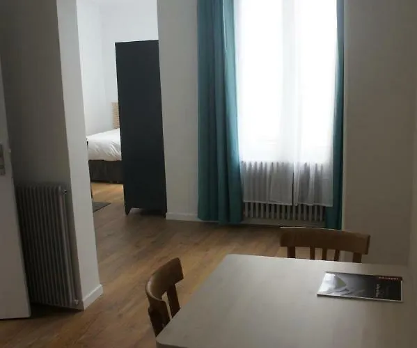 מלון דירות Albert'house 3*